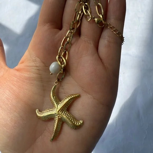 18K Gold Stainless Steel Starfish Pearl Pendant Necklace 
Elegant Necklace - Picture 8 of 8